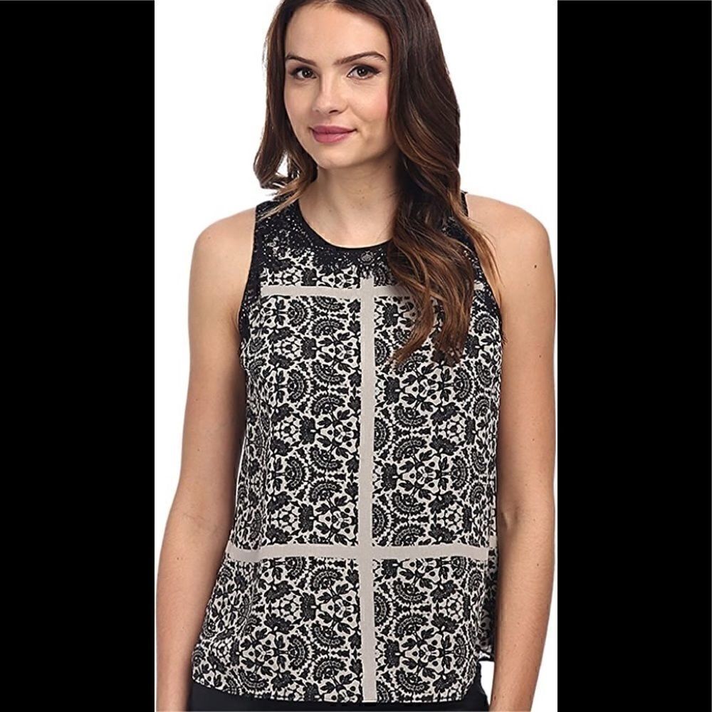 Adrianna Papell sleeveless blouse Black and Tan M F1